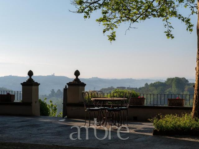 Detached House for sale in Piedmont, California