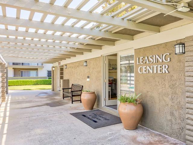 Apartment for rent in Orange, California