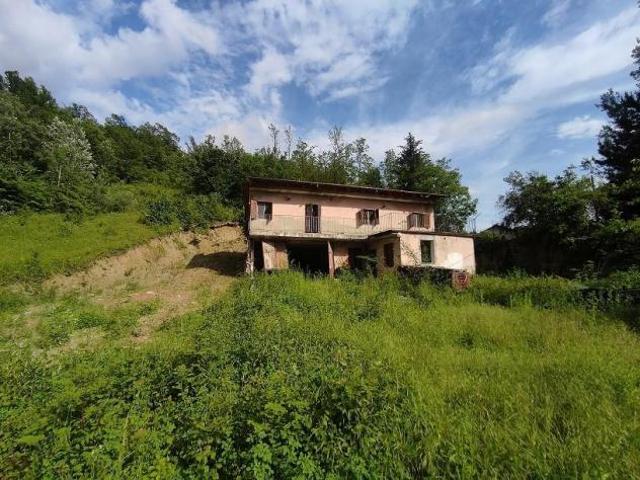 Villa Indipendente in vendita a Piemonte, Asti