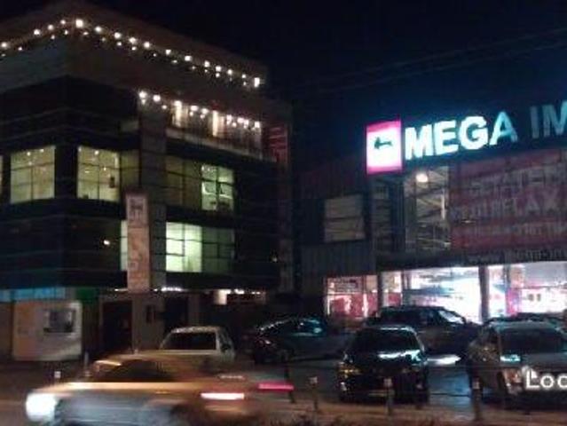 Spațiu Comercial vânzări în Romani