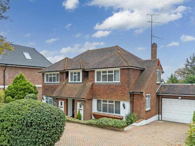 House for sale in Chigwell, Epping