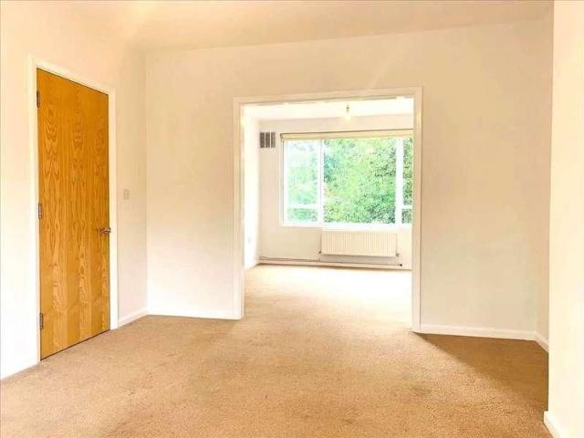 House for rent in London Borough of Southwark, Greater London