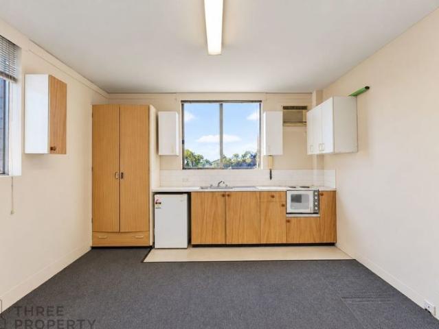 Granny Flat for rent in Willoughby, New South Wales