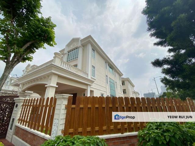 House for sale in Malaka
