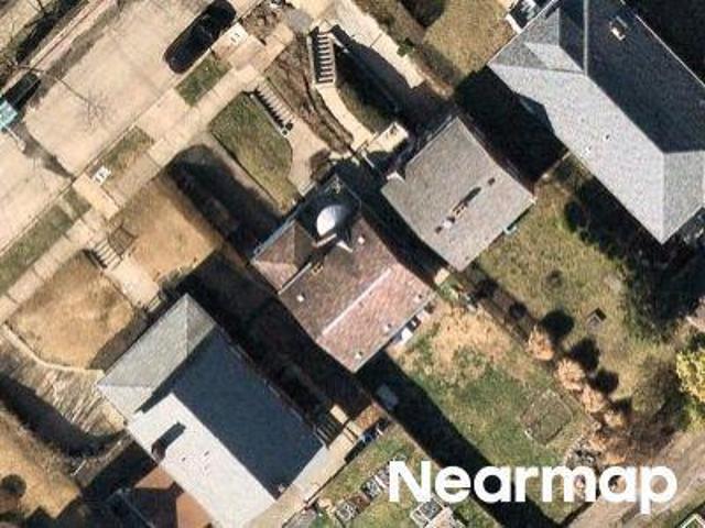 House for sale in Pittsburg, Pennsylvania