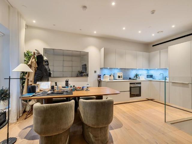 Apartment for rent in Greater London