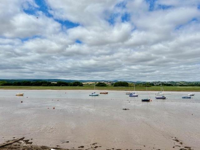 Apartment for rent in Watergate, Devon