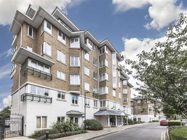 Apartment for rent in London Borough of Richmond upon Thames, Greater London