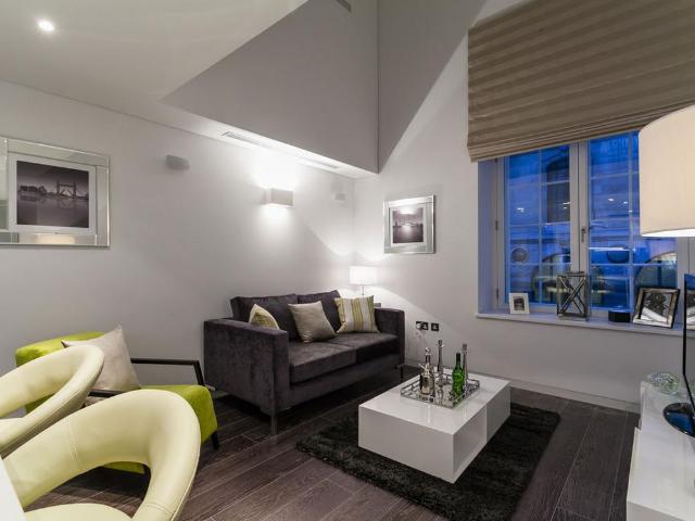 House for rent in St Clement Danes, Greater London