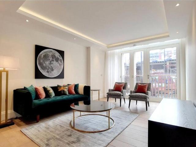 House for rent in St Clement Danes, Greater London