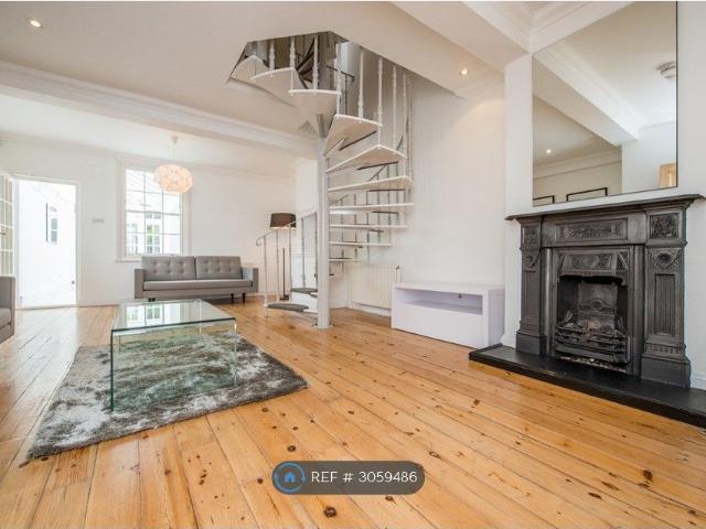 House for rent in Strand-on-the-Green, Greater London