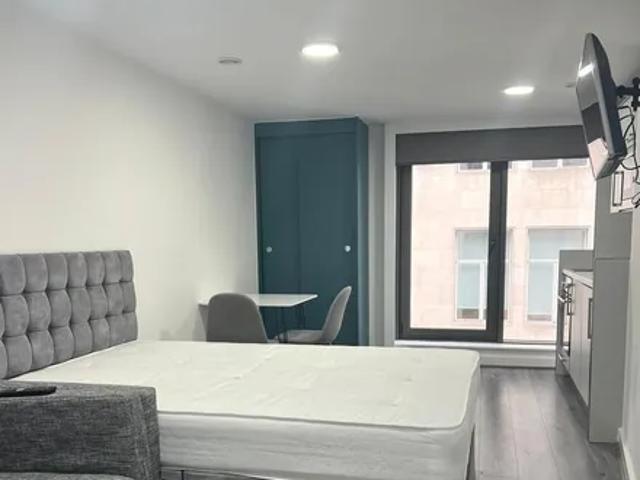 Apartment for rent in Cavern Quarter, Calderstones