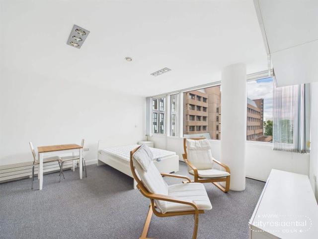 Apartment for rent in Waterfront, Calderstones