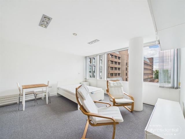 Studio for rent in Waterfront, Calderstones