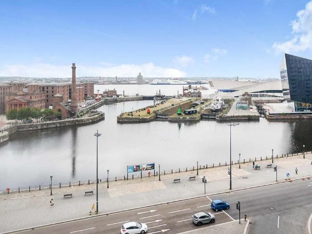 Apartment for rent in Waterfront, Calderstones