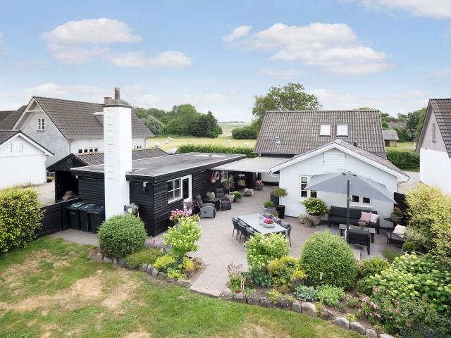 Villa til salg i Assens