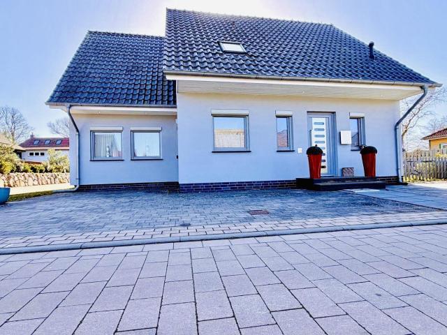 Villa kaufen in Wustrow, Mecklenburg-Vorpommern