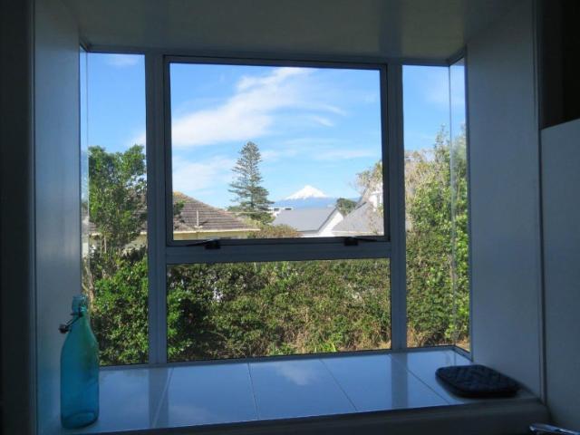 Apartment for rent in Hillsborough, Taranaki