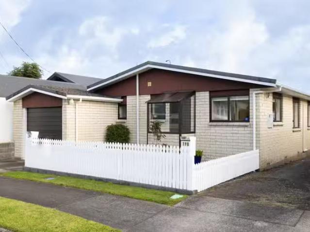 House for sale in Hillsborough, Taranaki