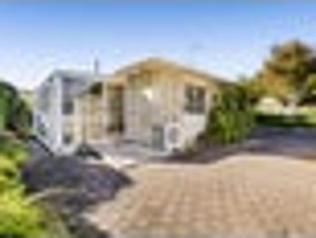 Townhouse for sale in Hillsborough, Taranaki