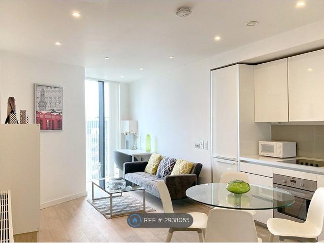 Apartment for rent in Elephant and Castle, Greater London
