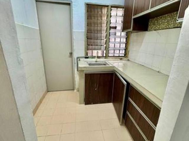 Apartment for sale in Petaling, Damansara Damai