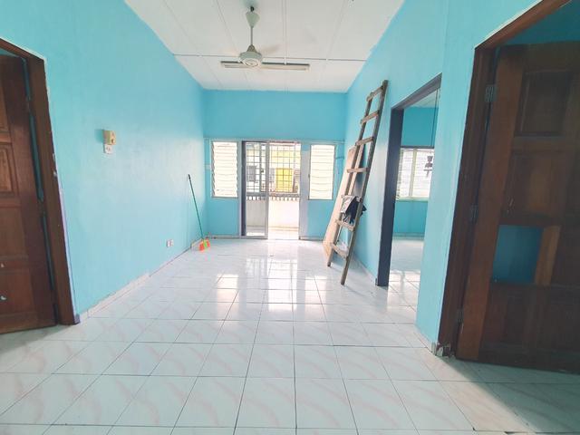 Flat for sale in Kajang, Langat