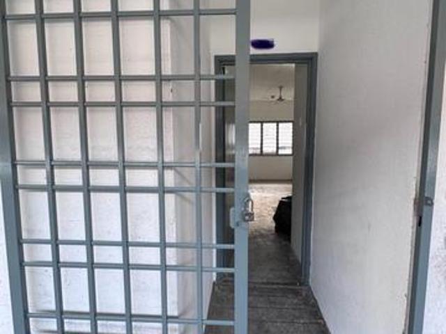 Apartment for sale in Country Heights Damansara, Kuala Lumpur