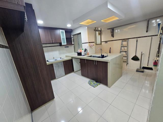 Apartment for sale in Country Heights Damansara, Kuala Lumpur