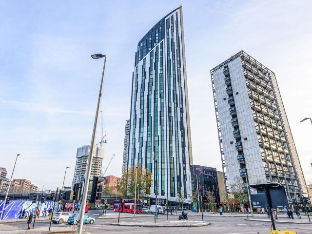 Apartment for rent in Elephant and Castle, Greater London