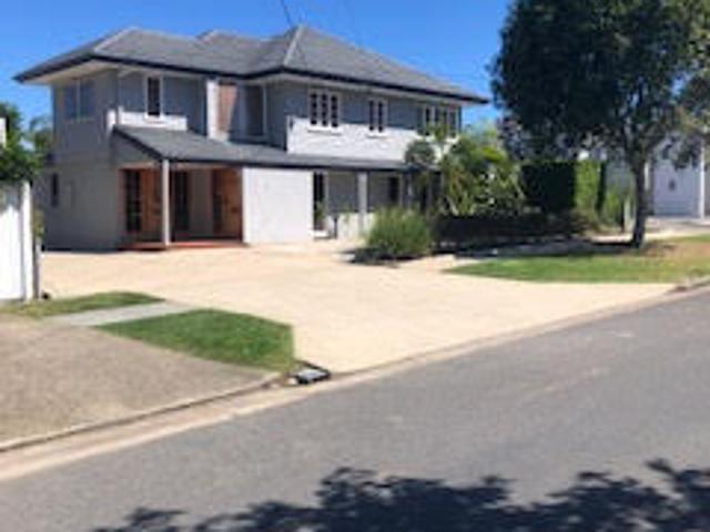 Office for sale in Toombul, Queensland