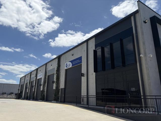 Warehouse for rent in Toombul, Queensland
