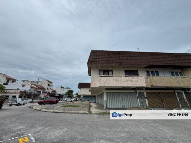 Shop for rent in Malaka