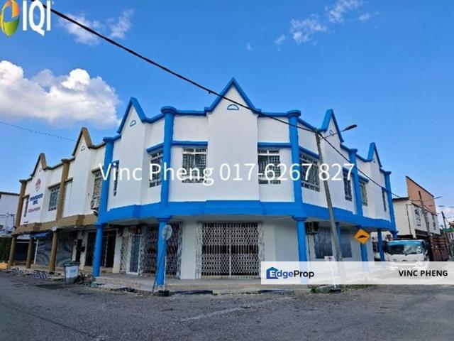 Shop for rent in Malaka