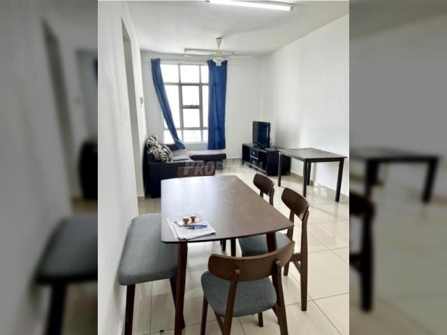 Apartment for rent in Tanjong Sepat, Selangor