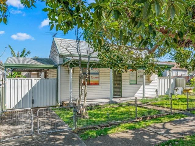 House for sale in Newcastle, Newcastle-Maitland