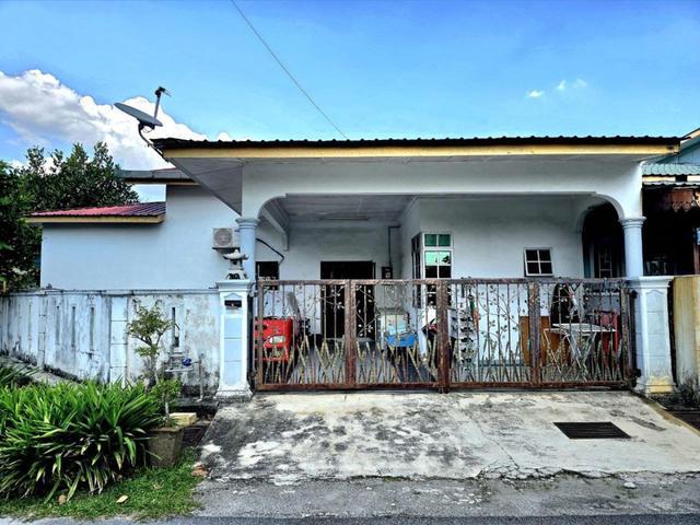 Residential House for sale in Country Heights Damansara, Kuala Lumpur