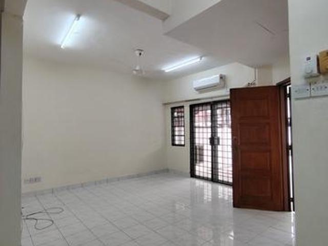 Terraced House for rent in Kajang, Langat