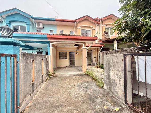 Terraced House for sale in Petaling, Subang Jaya