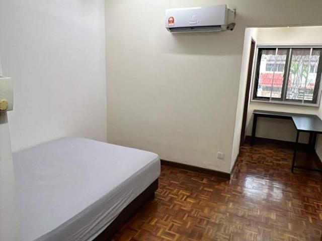 Room for rent in Petaling, Damansara Damai