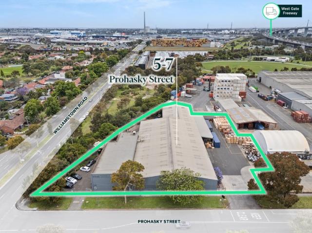 Warehouse for rent in Camerons Creek, Victoria