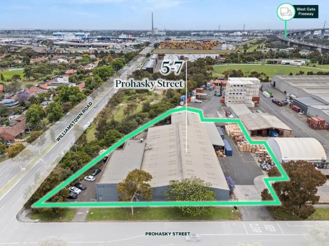 Warehouse for rent in Camerons Creek, Victoria