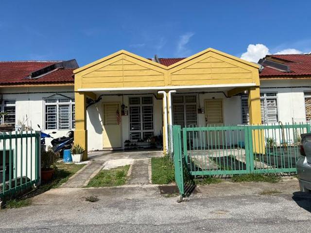 Terraced House for sale in Tanjong Sepat, Selangor