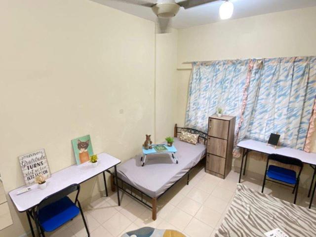 Room for rent in Petaling, Damansara Damai