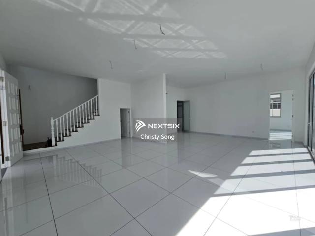 Residential House for sale in Kuching