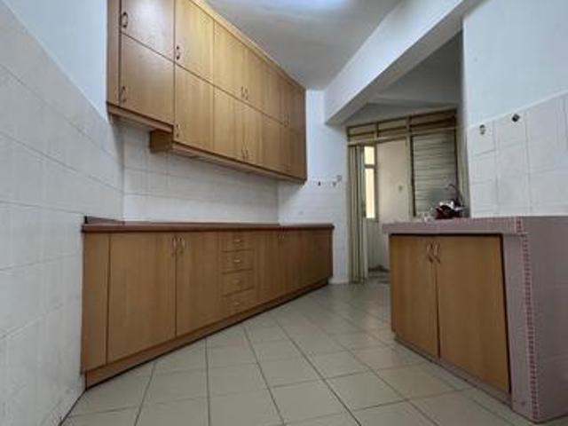 Apartment for sale in Petaling, Damansara Damai