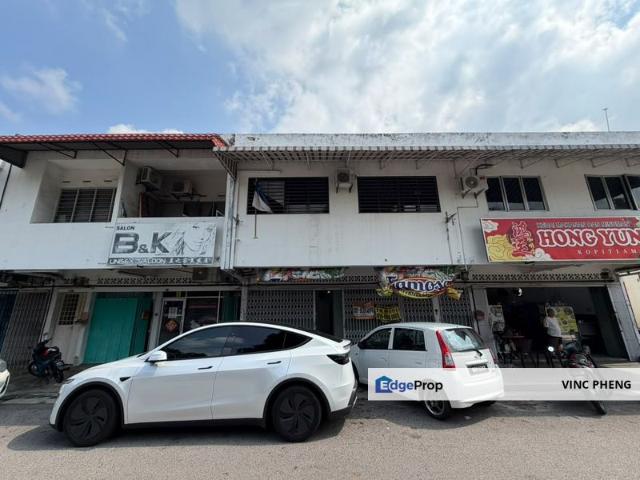 Shop for rent in Malaka