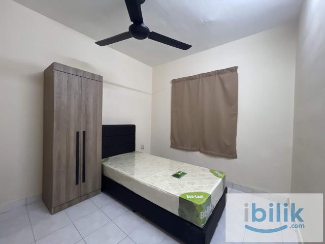 Room for rent in Petaling, Damansara Damai