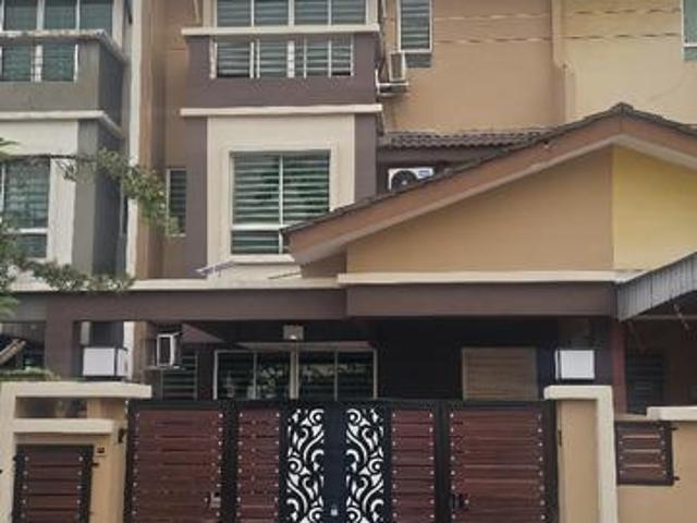 Terraced House for rent in Wellesley, Penang