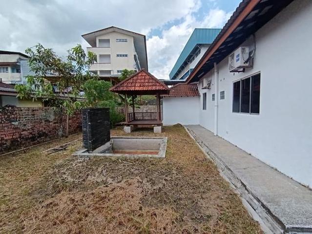 Bungalow for rent in Johore Bahru, Johor